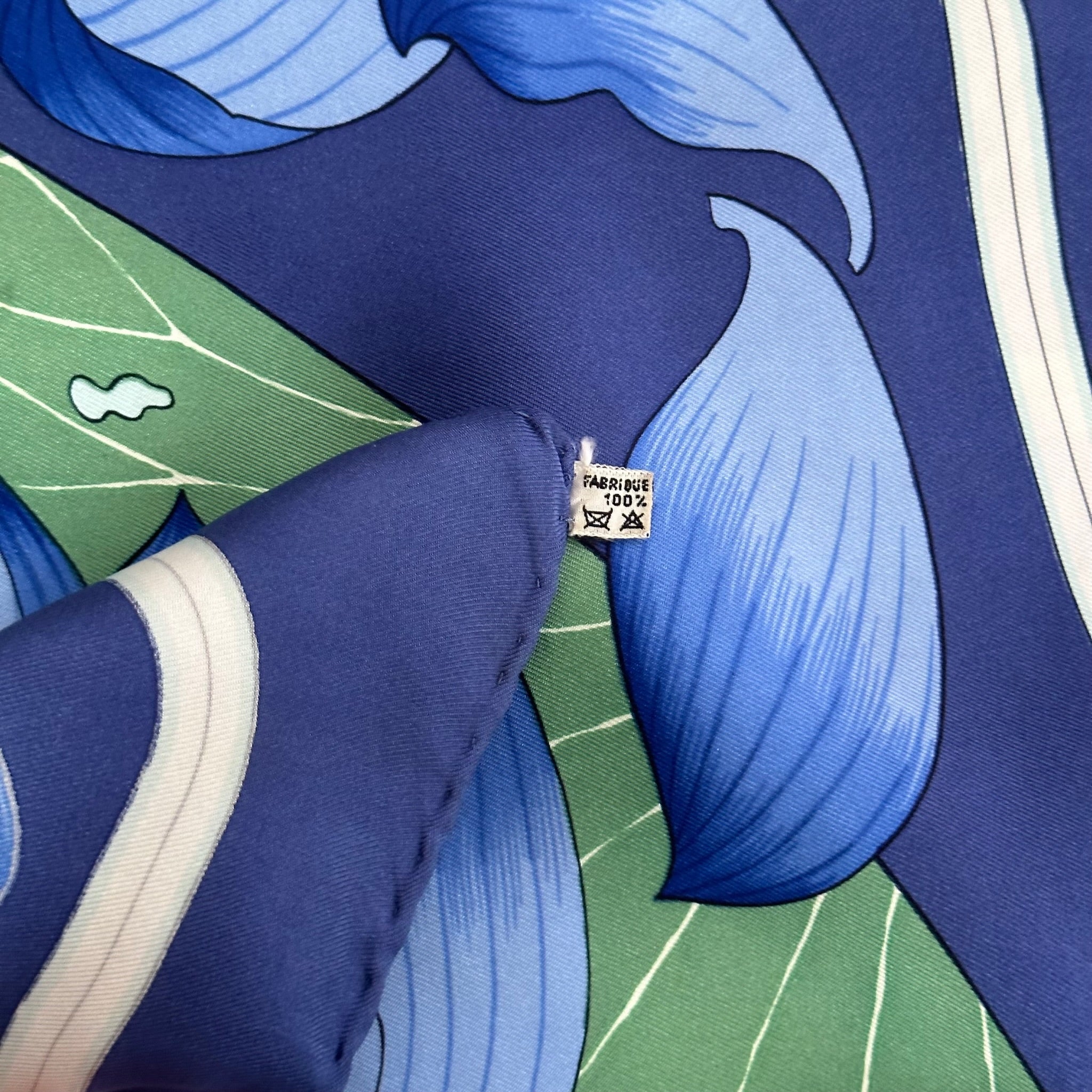 LOTUS FLOWERS SQUARE HERMES 90