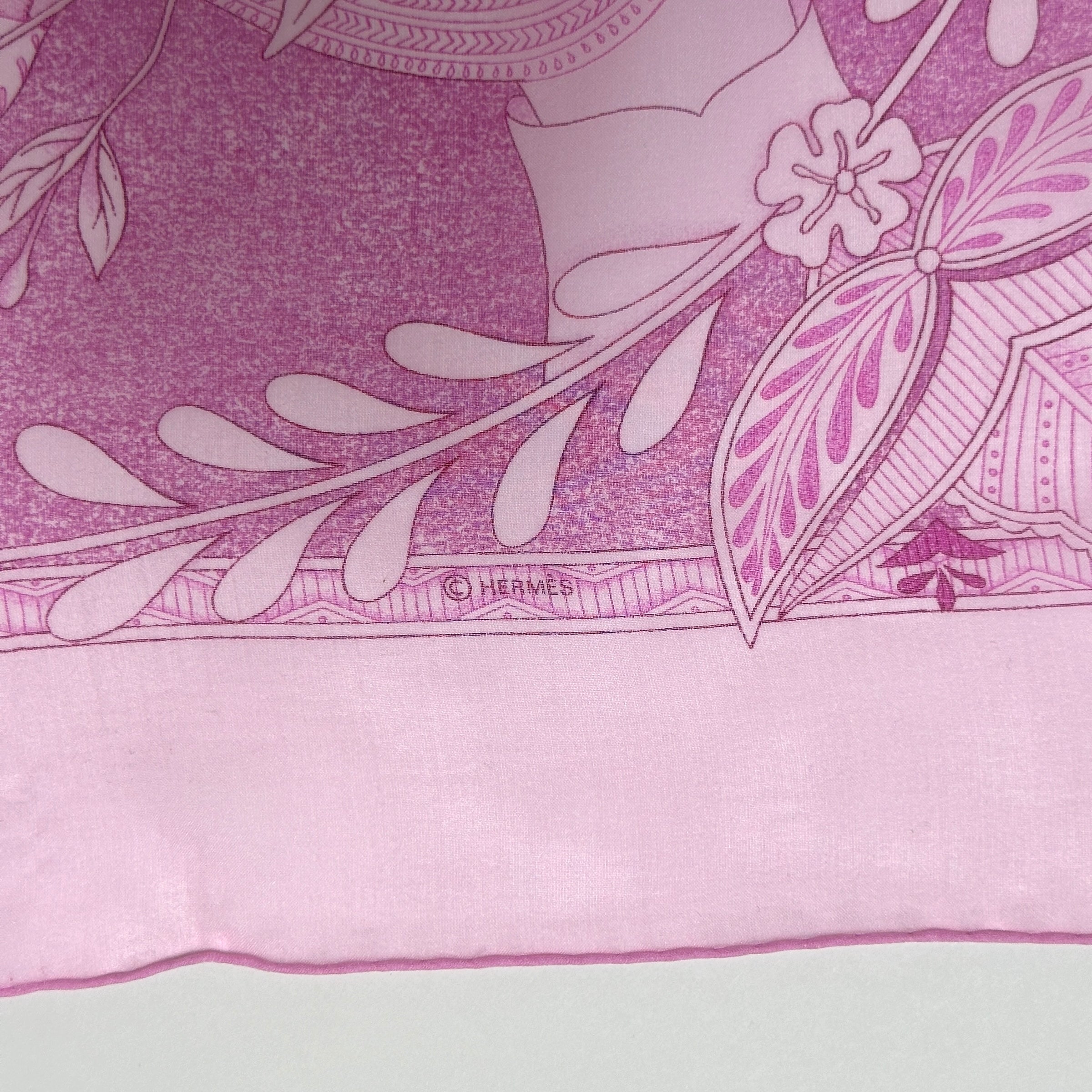 copyright-foulard-carre-hermes-le-chant-du-henne