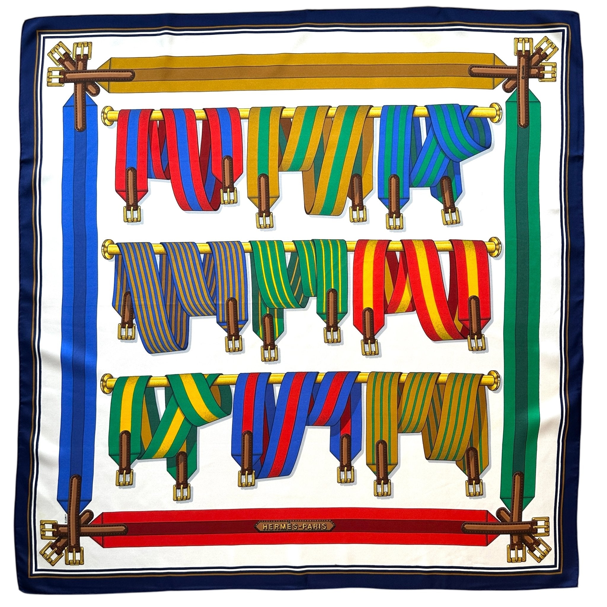 Carré Hermès Sangles – Vue d’ensemble complète, palette multicolore