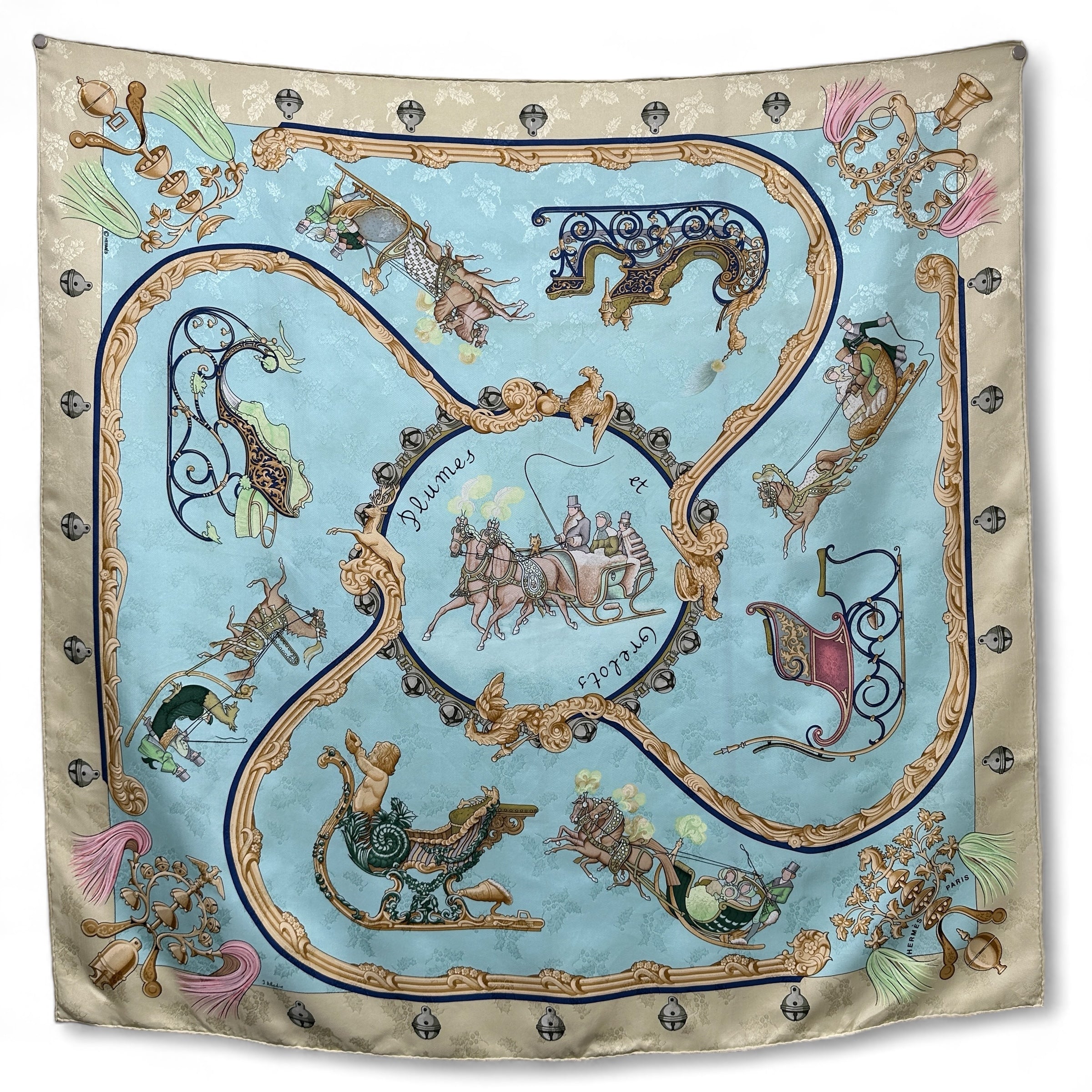 foulard-carre-hermes-plumes-et-grelots-bleu-et-beige