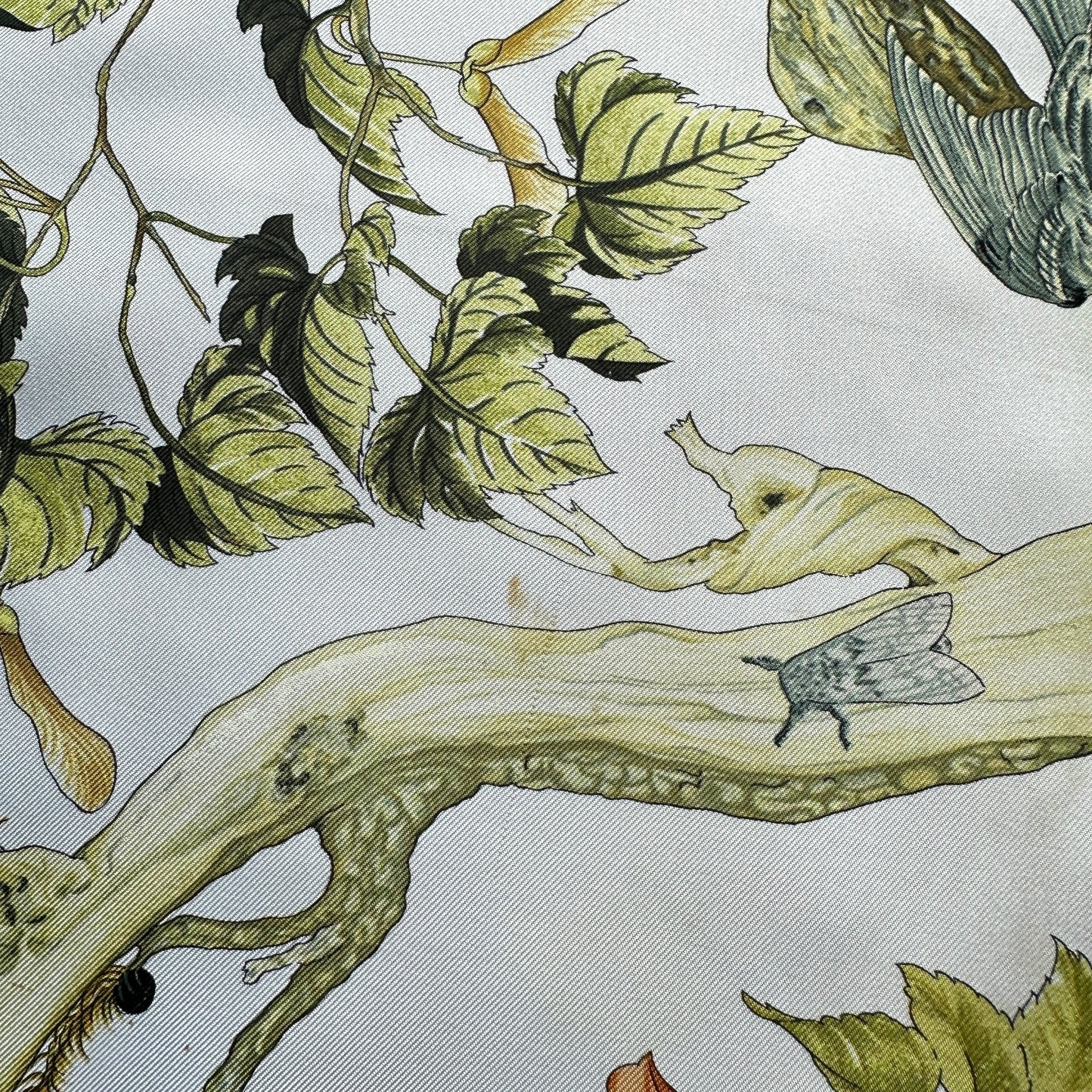 petite tache sur le foulard