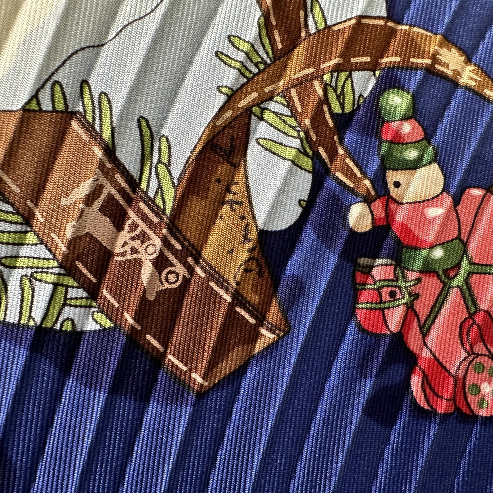 signature dimitri r dans un coin du carre hermes